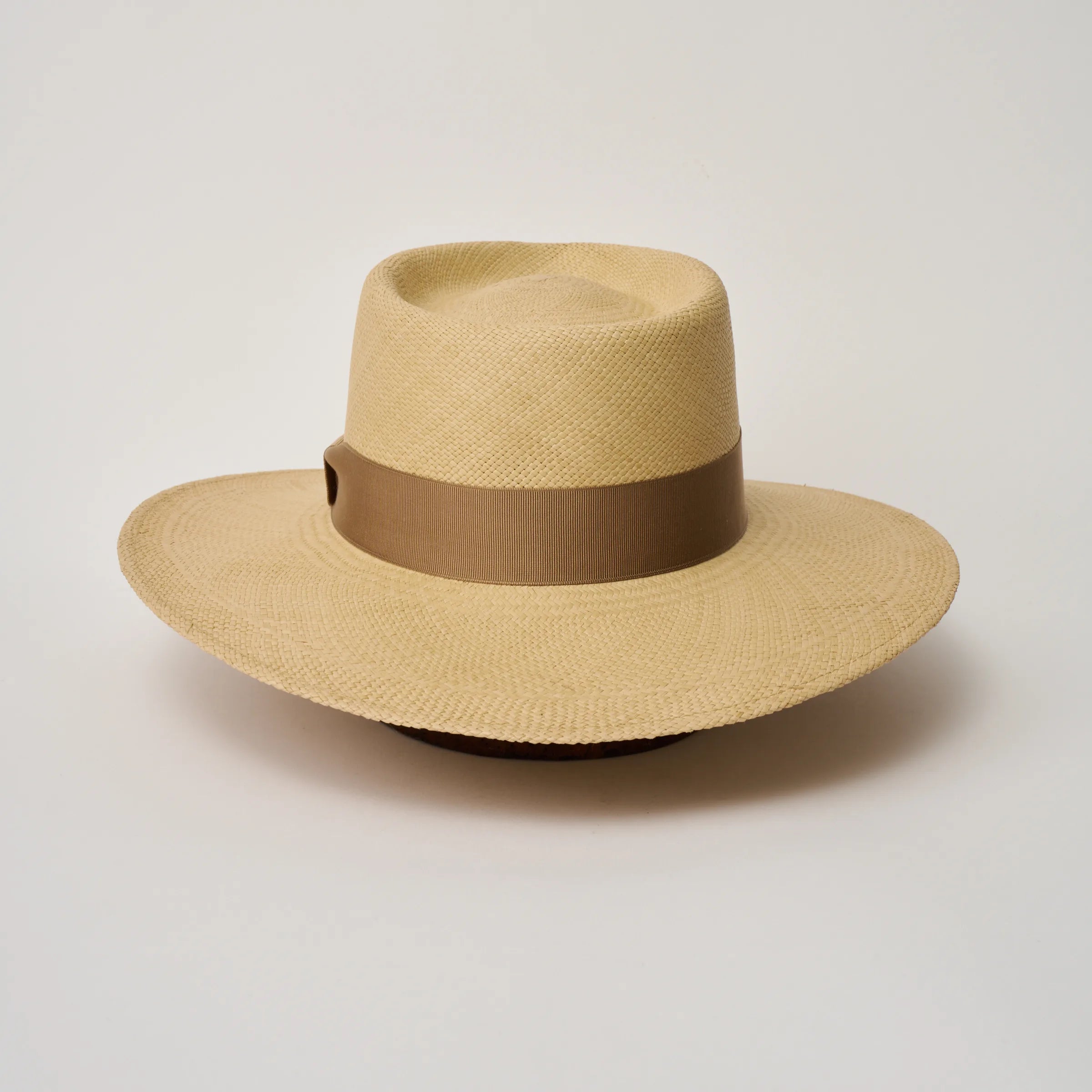 Studio image of the Camilo Country Sand coloured Panama Hat with Tan trim taken from the back.