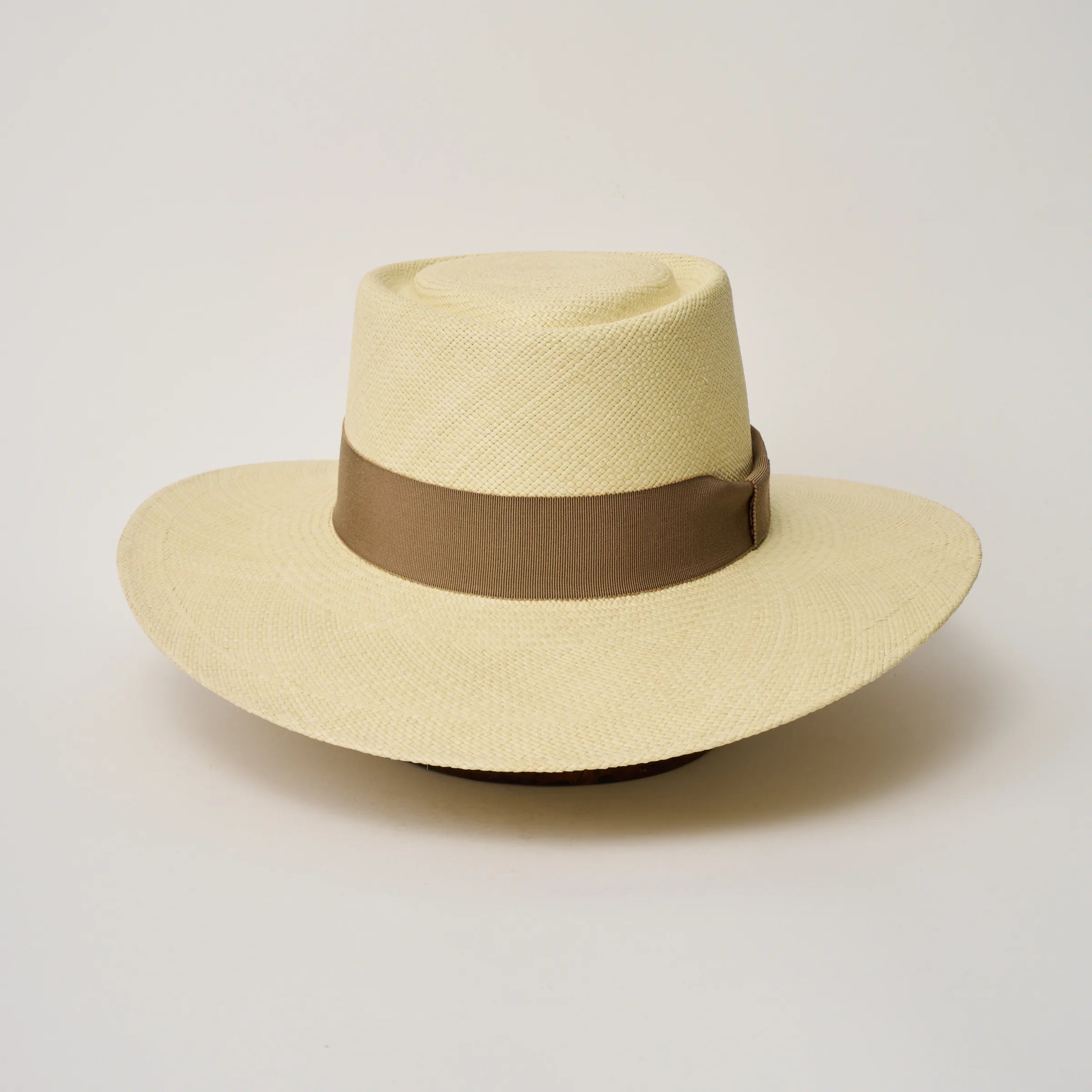 Studio image of the Camilo Sol Natural coloured Panama Hat with Oat trim taken from the front.
