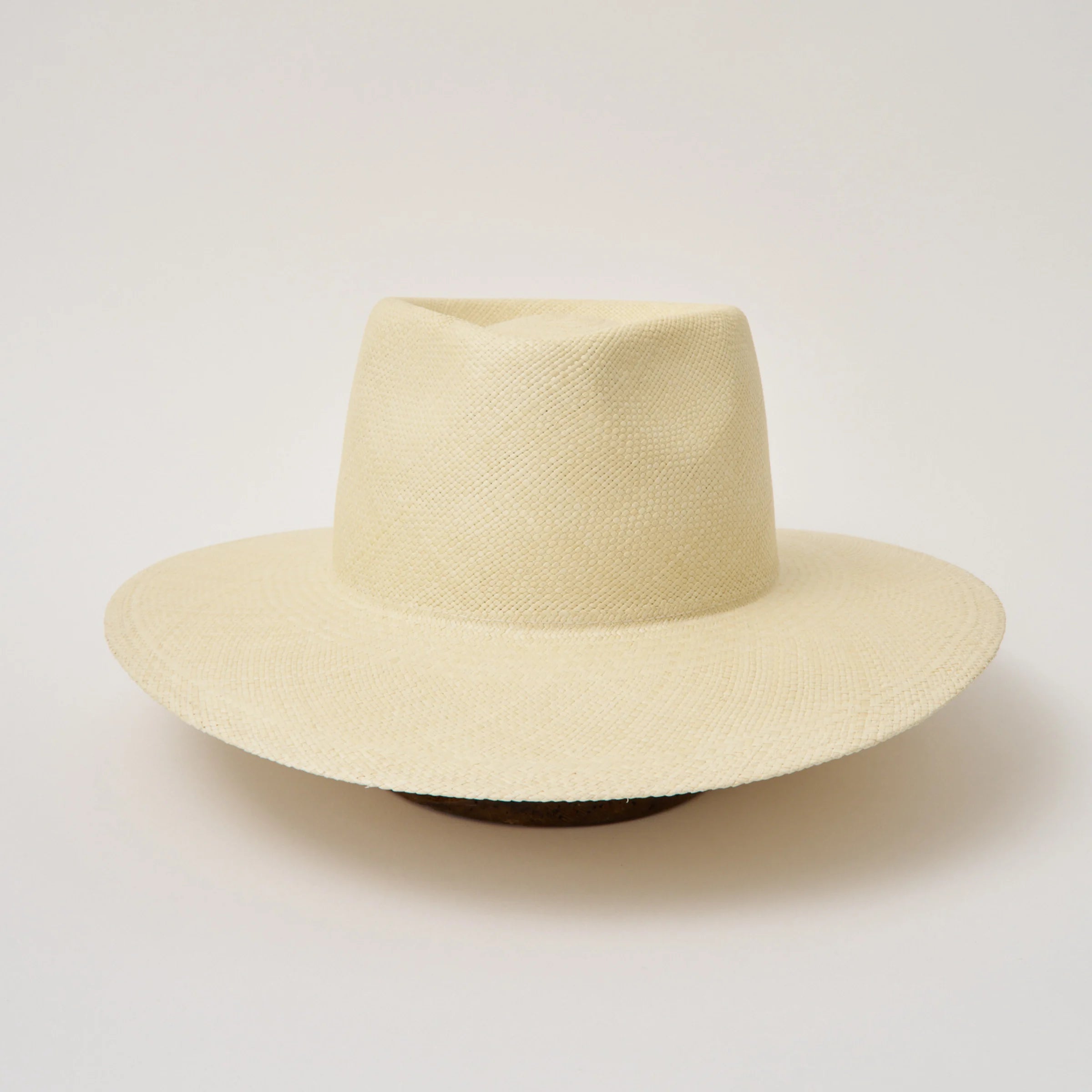 Studio image of the Camilo Country Natural coloured Panama Hat taken from the front showing pinch and brim.