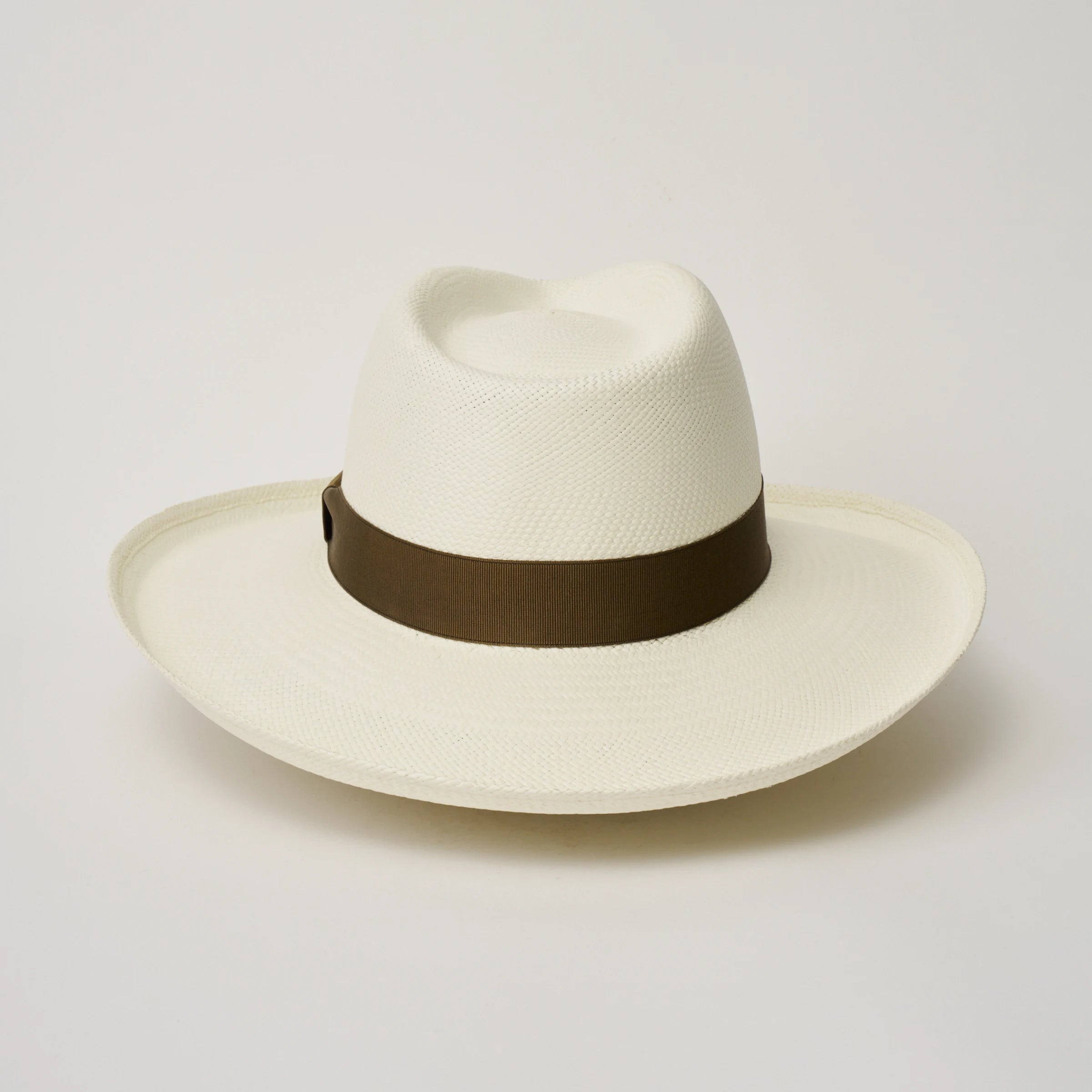 Studio image of the Camilo Grand Planter Cream coloured Panama Hat with Fawn trim taken from the back.