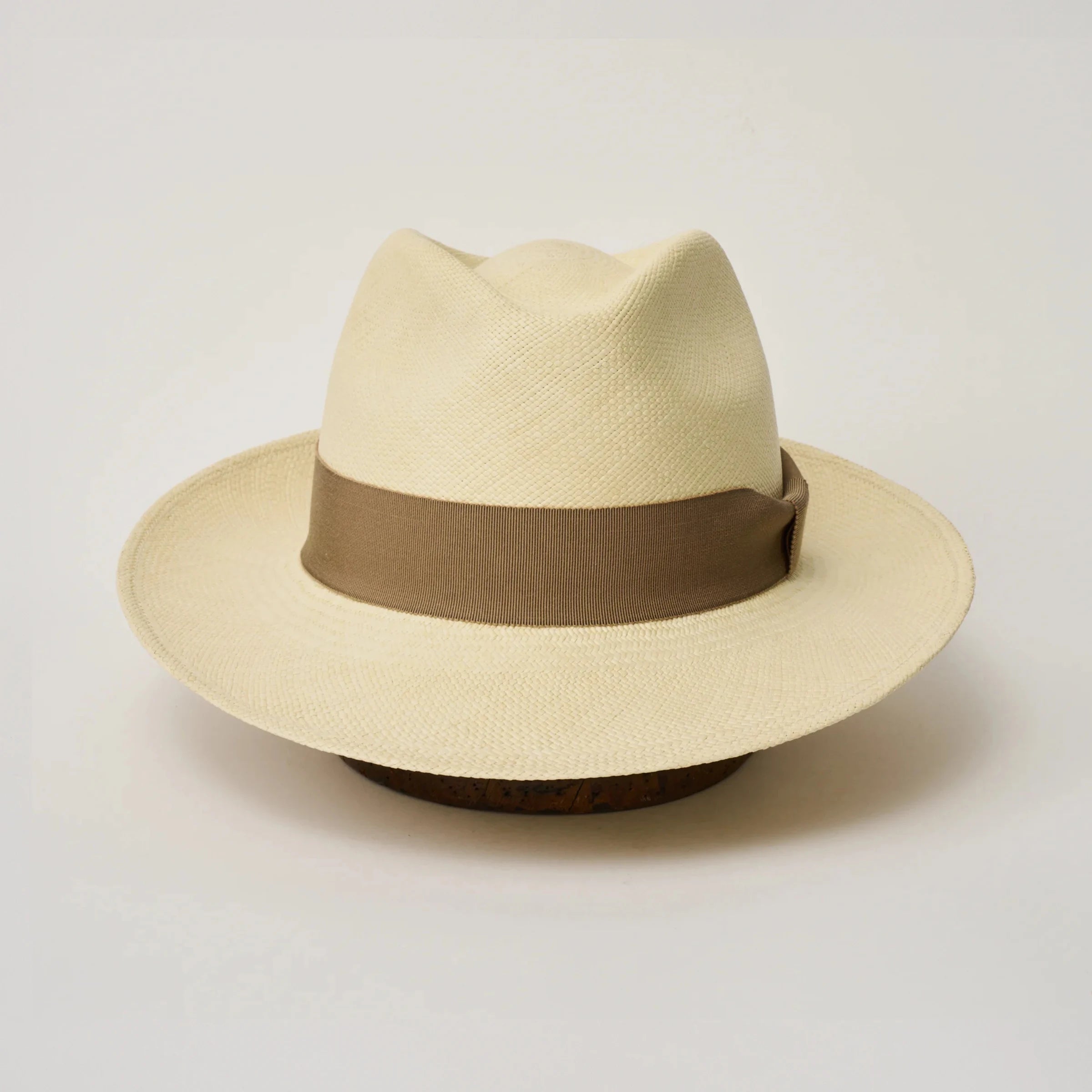 Studio image taken from the front, showing the Camilo New Fedora Fino Natural coloured Panama Hat with Oat trim.